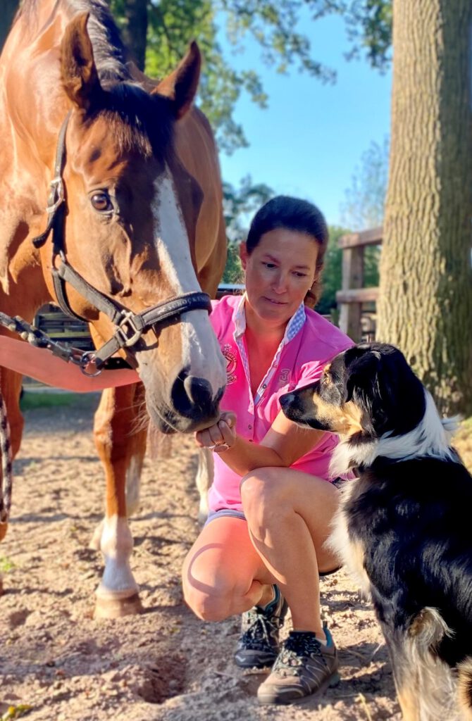pony_karlchen_nicole_pargmann_luna_hofhund